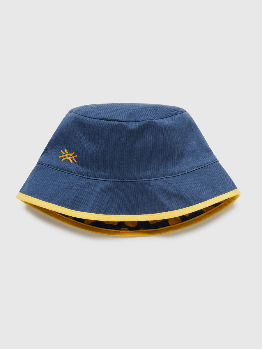 Benetton dečija kapa 