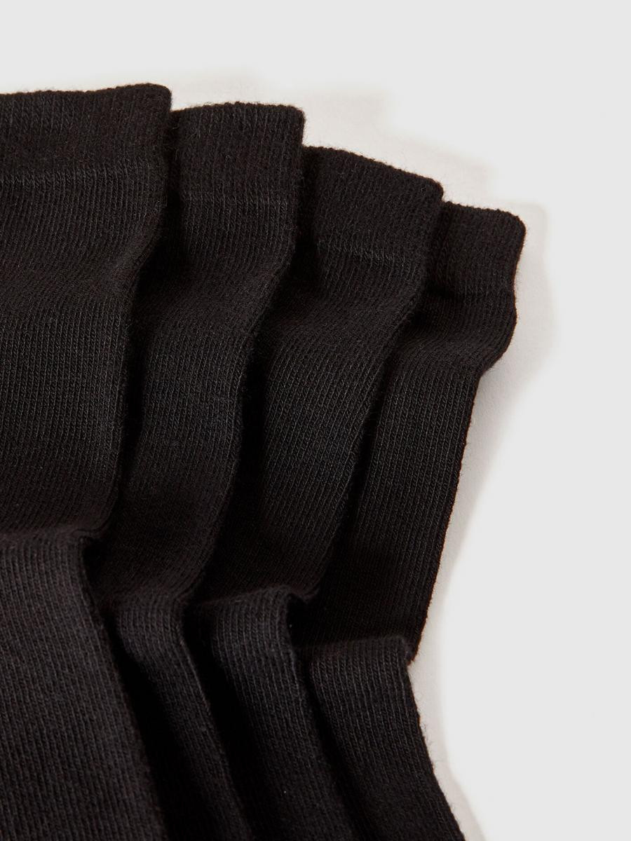 Benetton dečije čarape 4 para 