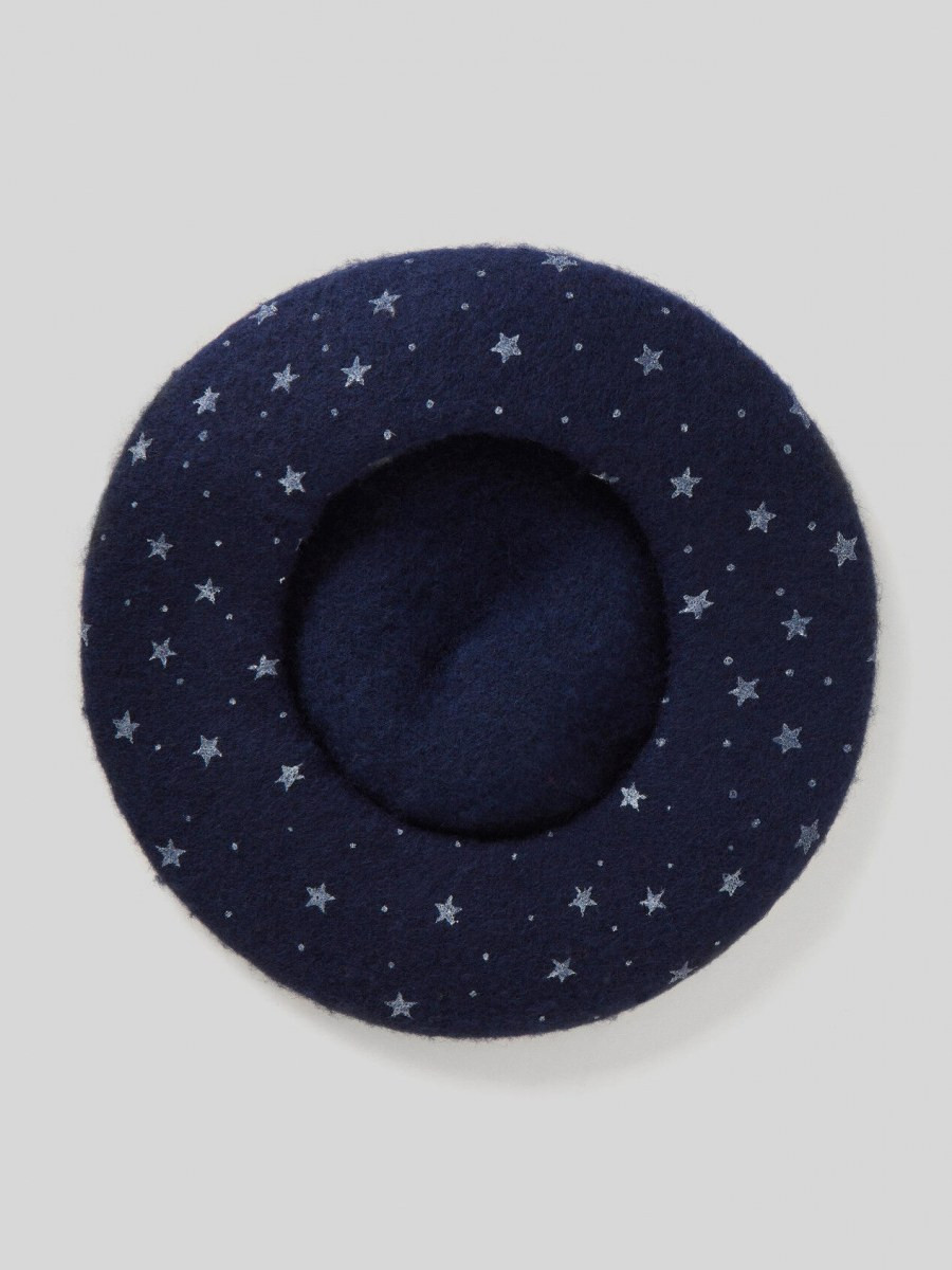 Benetton dečija kapa 