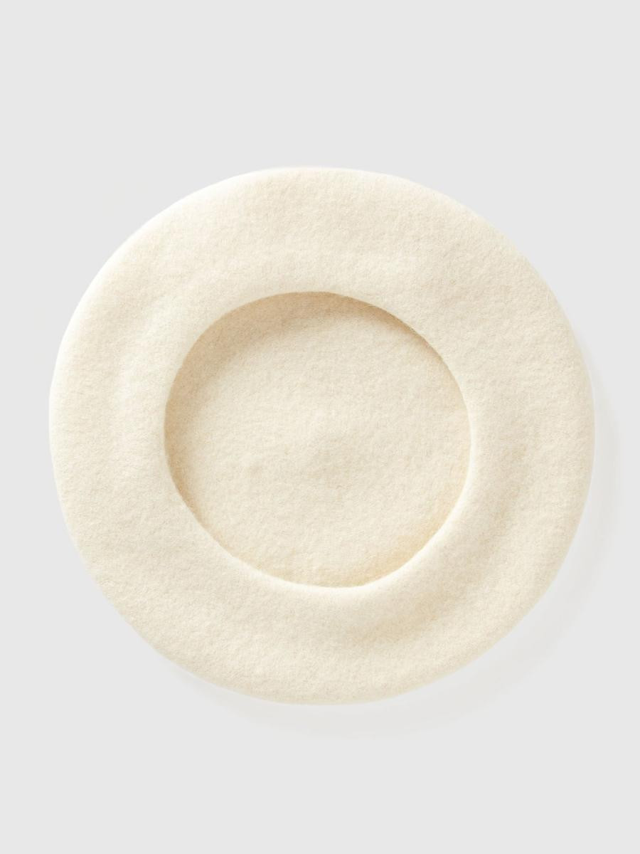 Benetton ženska kapa 