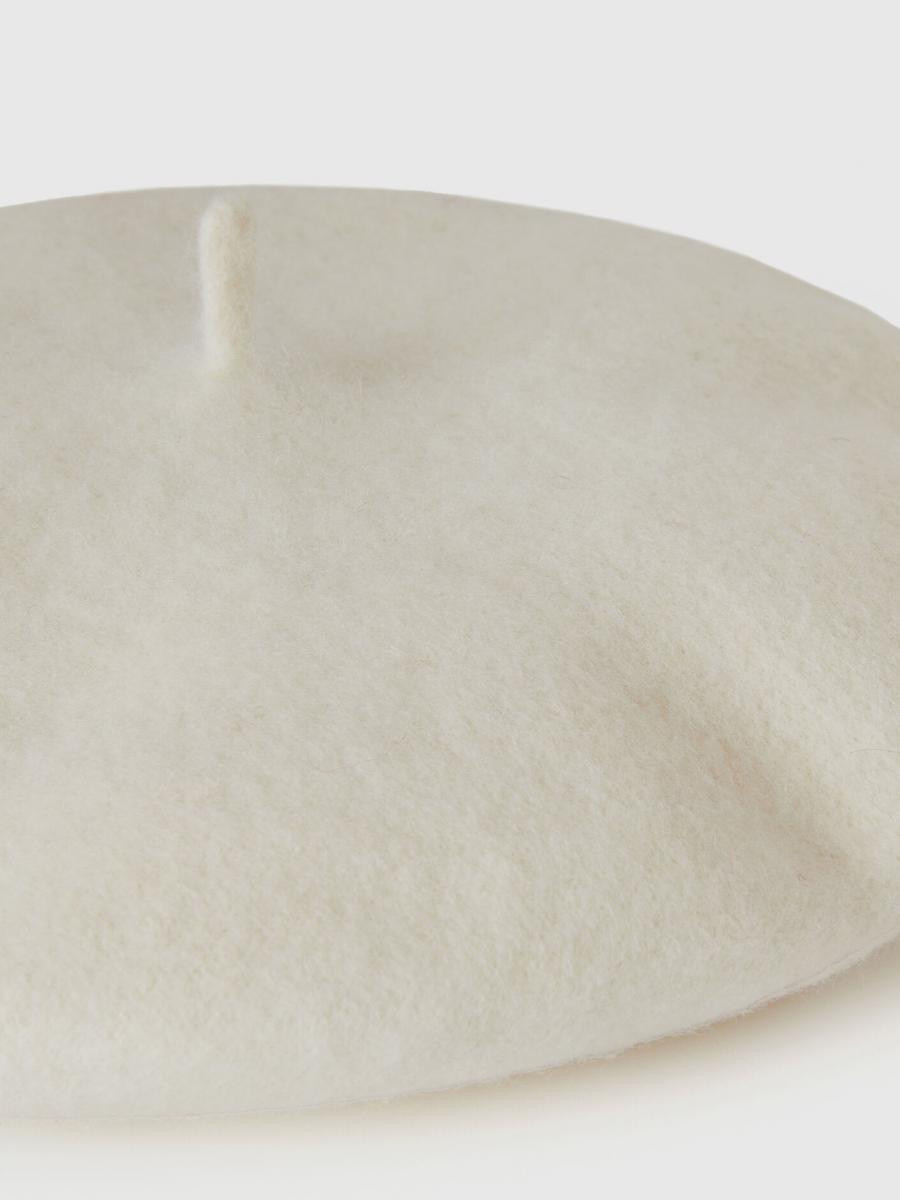 Benetton ženska kapa 