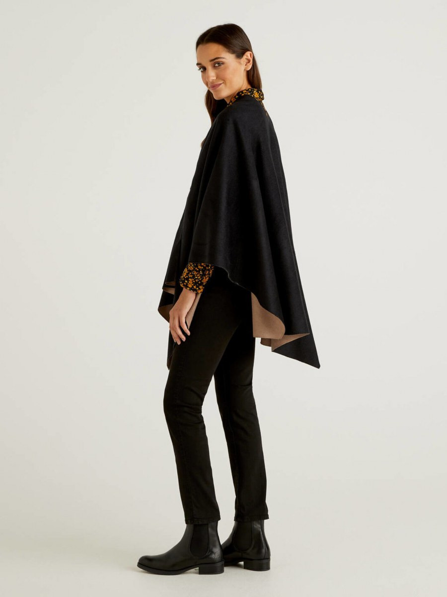 Benetton ženski pončo 