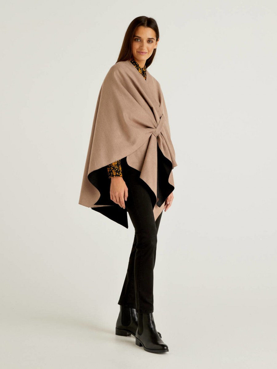 Benetton ženski pončo 