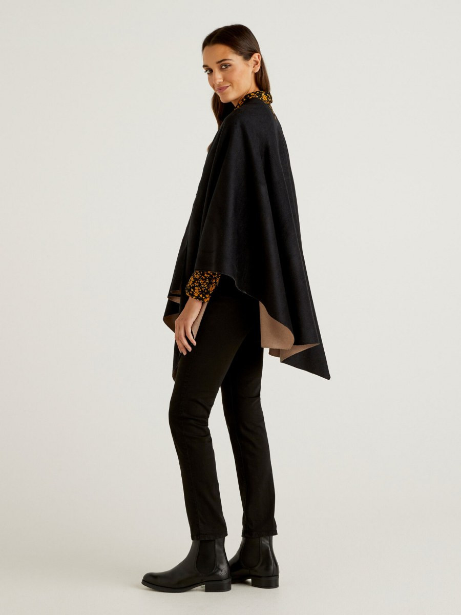 Benetton ženski pončo 