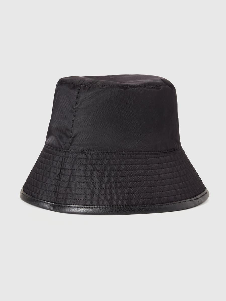 Benetton muška kapa 