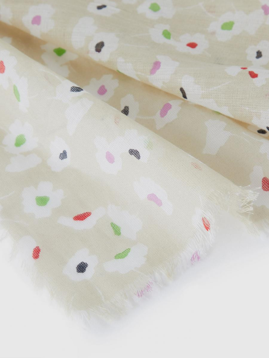 Benetton ženska ešarpa 