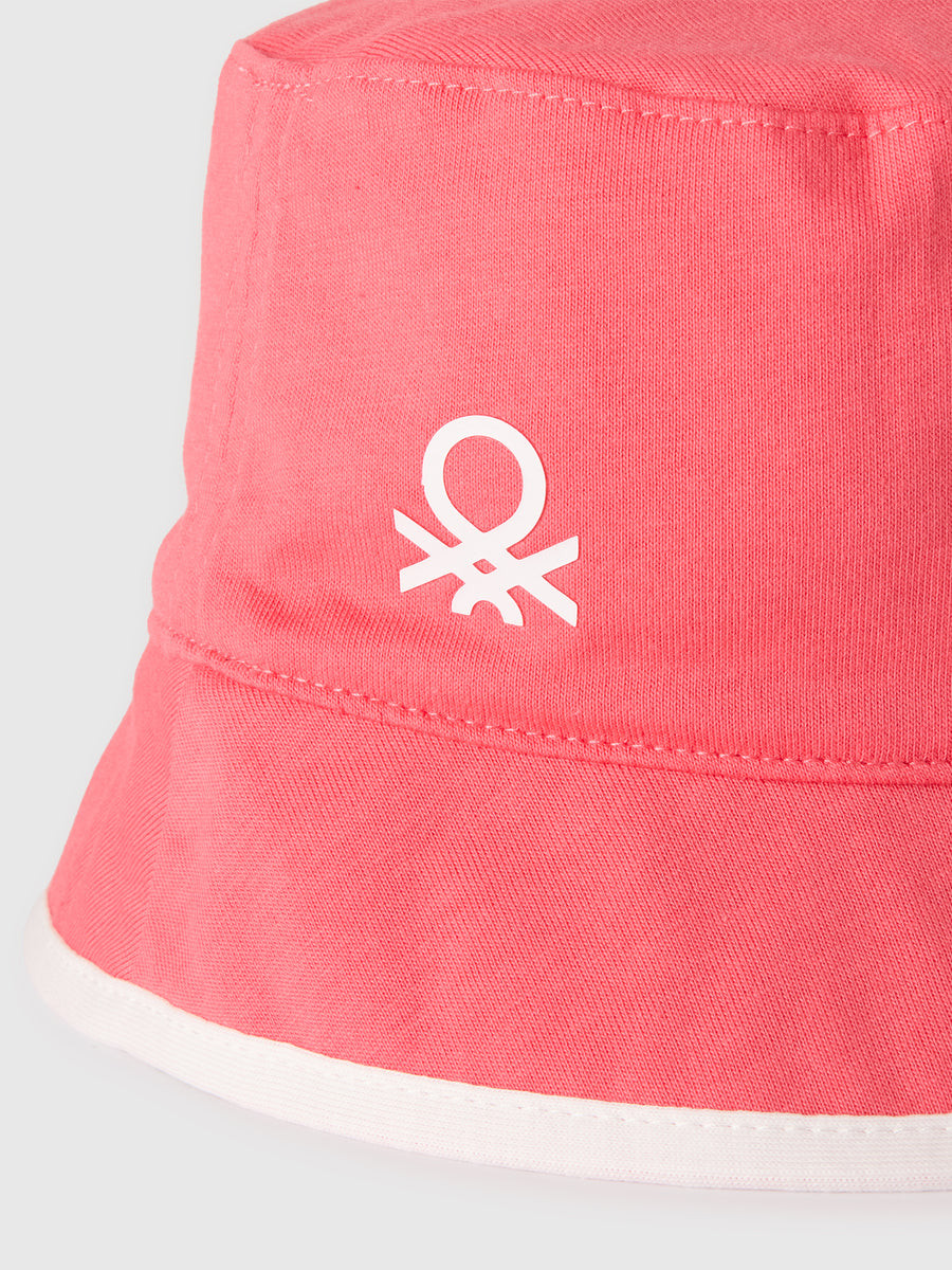 Benetton dečija kapa 