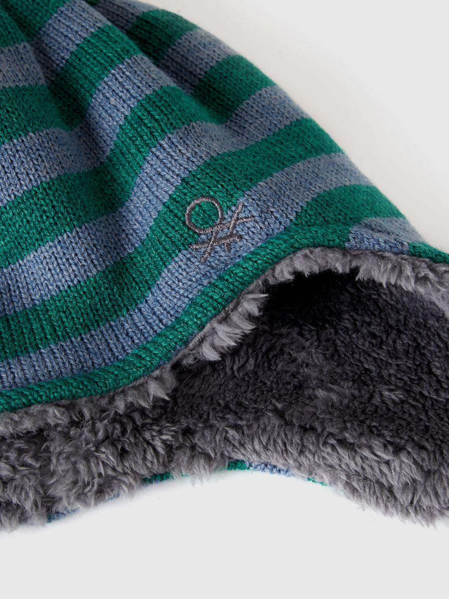 Benetton dečija kapa 