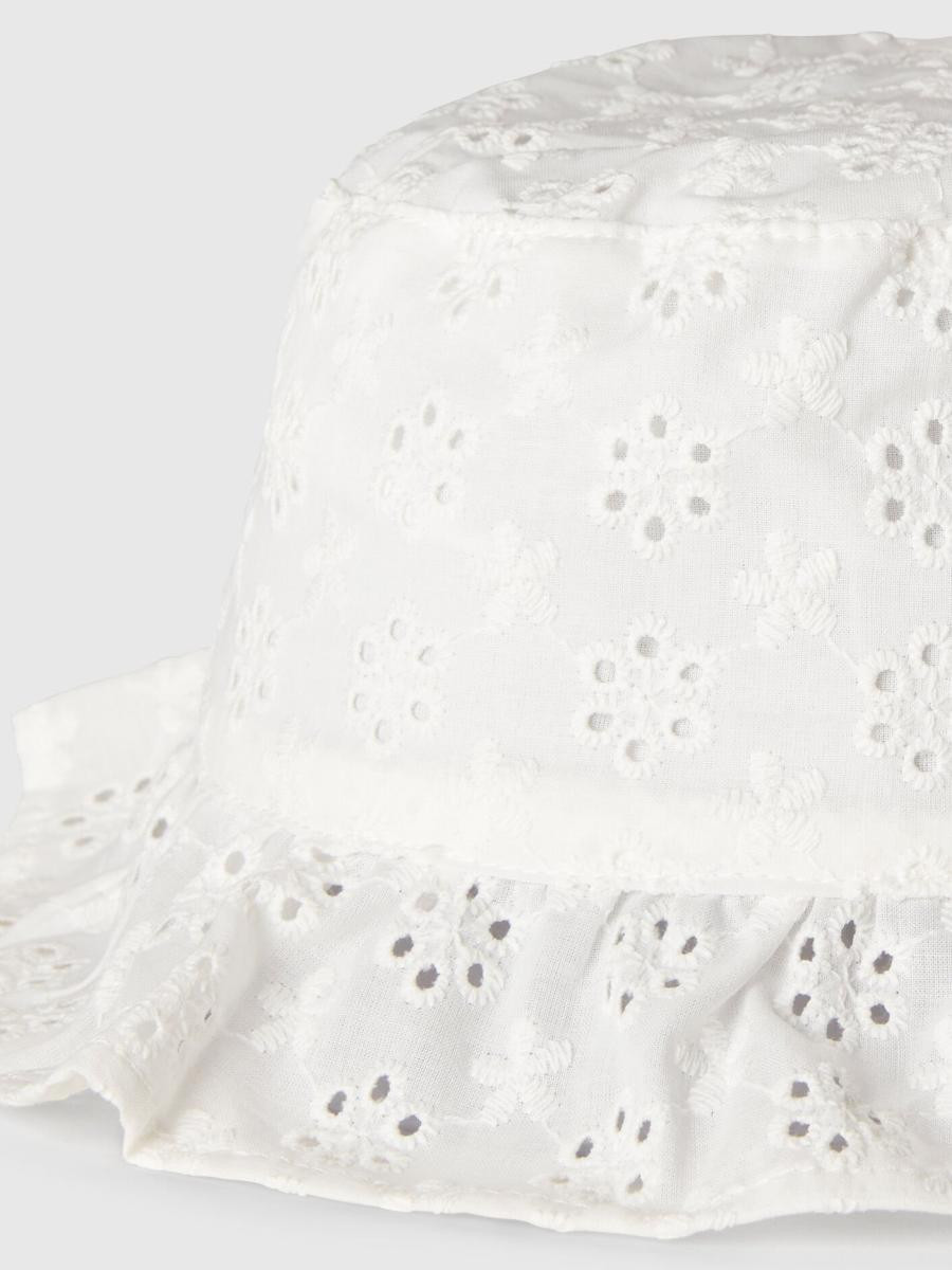 Benetton dečija kapa 