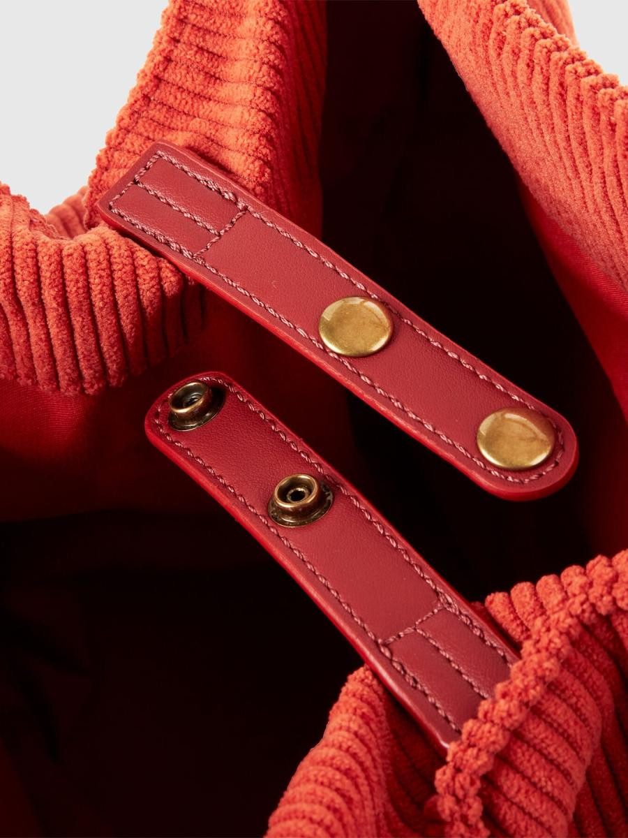 Benetton ženska torba 