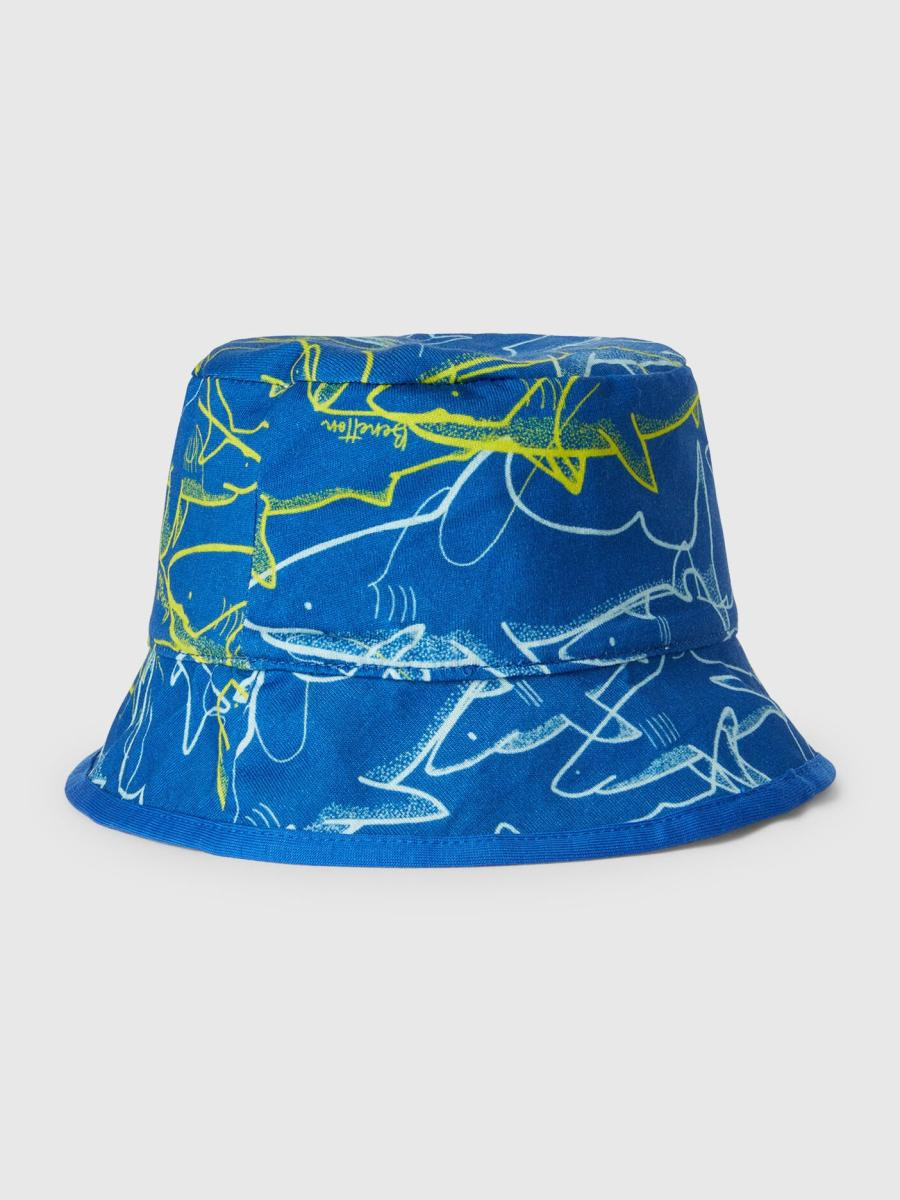 Benetton dečija kapa 