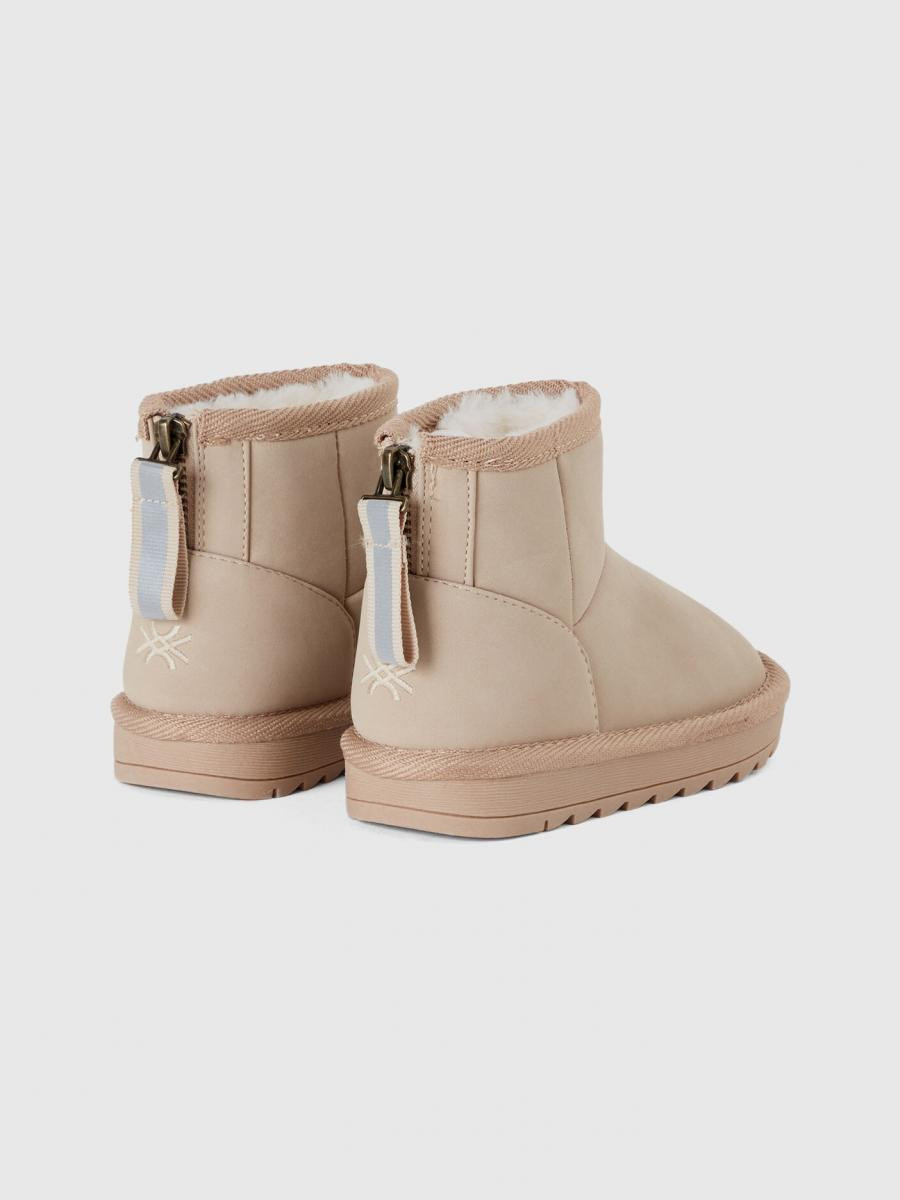 Benetton dečije čizme 